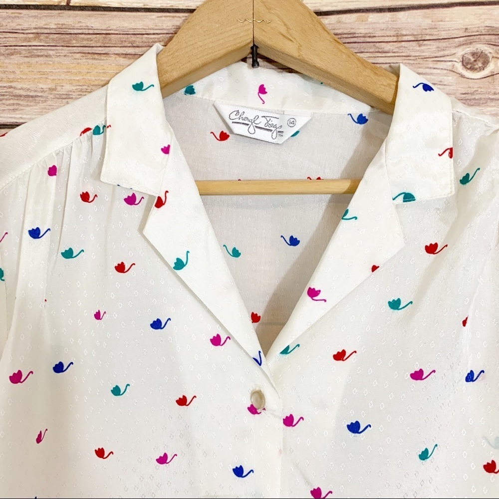 Vintage 1980s Cheryl Tiegs White Blouse Rainbow Flowers Tulips Long Sleeve - Picture 3 of 8
